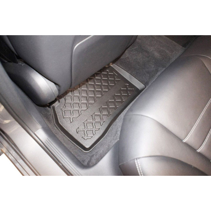 Guardliner Floor Mats for Mercedes C W 205 Limousine S/4 03.2014-11.2020T Model (Combi) C/5 10.2014-02.2021