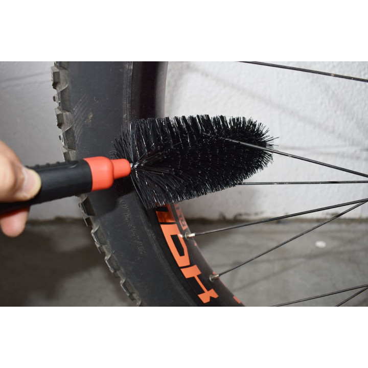 Set per la pulizia della catena della bicicletta