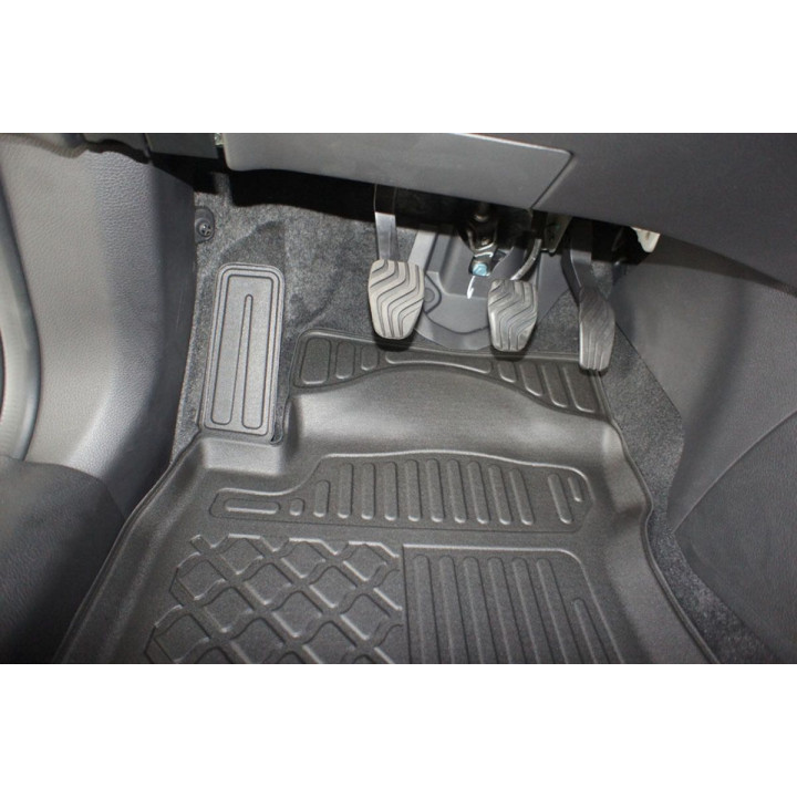 Guardliner floor mats for Nissan X-Trail (T32) III 5/7 seats SUV/5 08.2014-12.2021
