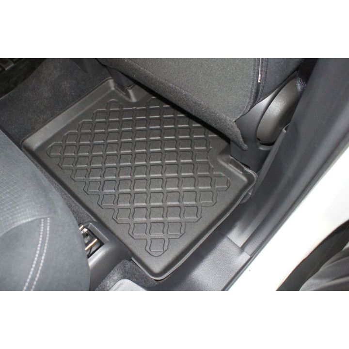 Guardliner floor mats for Nissan X-Trail (T32) III 5/7 seats SUV/5 08.2014-12.2021