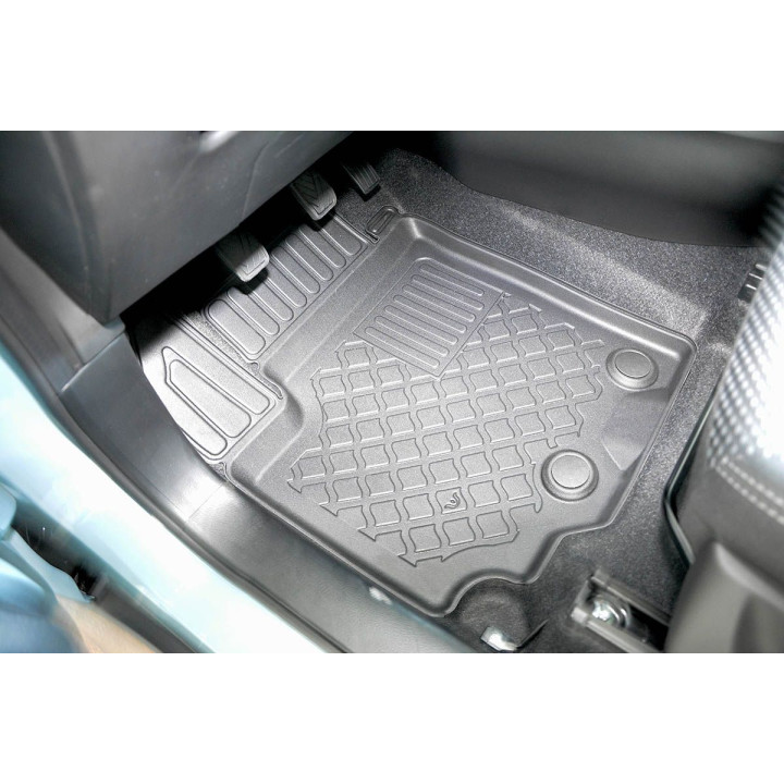 Tapis de sol Guardliner pour Suzuki SX-4 II S-Cross SUV/5 09.2013-2019