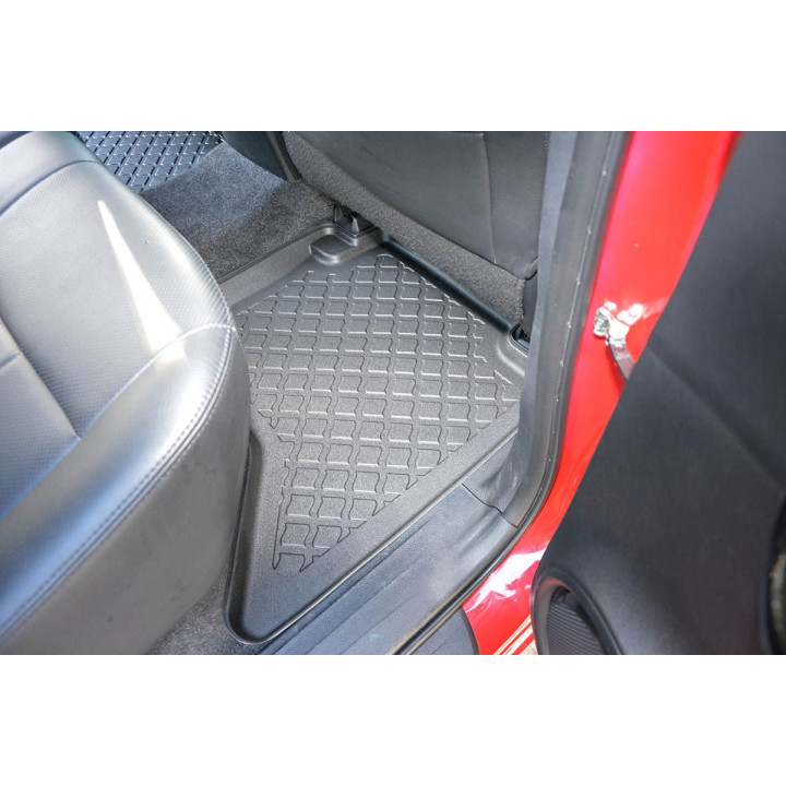 Bodenmatte Guardliner für Toyota Hilux 8th Generation + Facelift 2020 pick-up double cab 09.2016