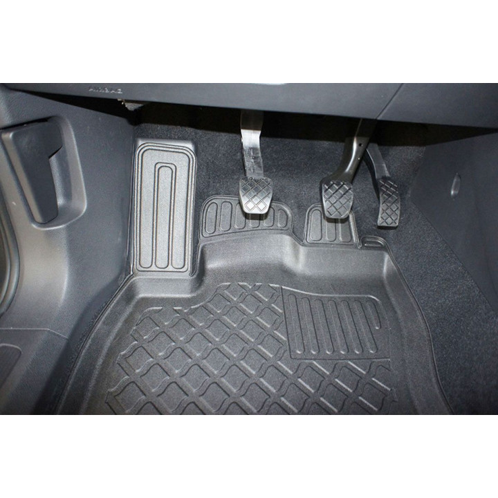 Guardliner floor mats for Volkswagen Touran II (5T) 5/7 seats V/5 09.2015, excluding 3rd row