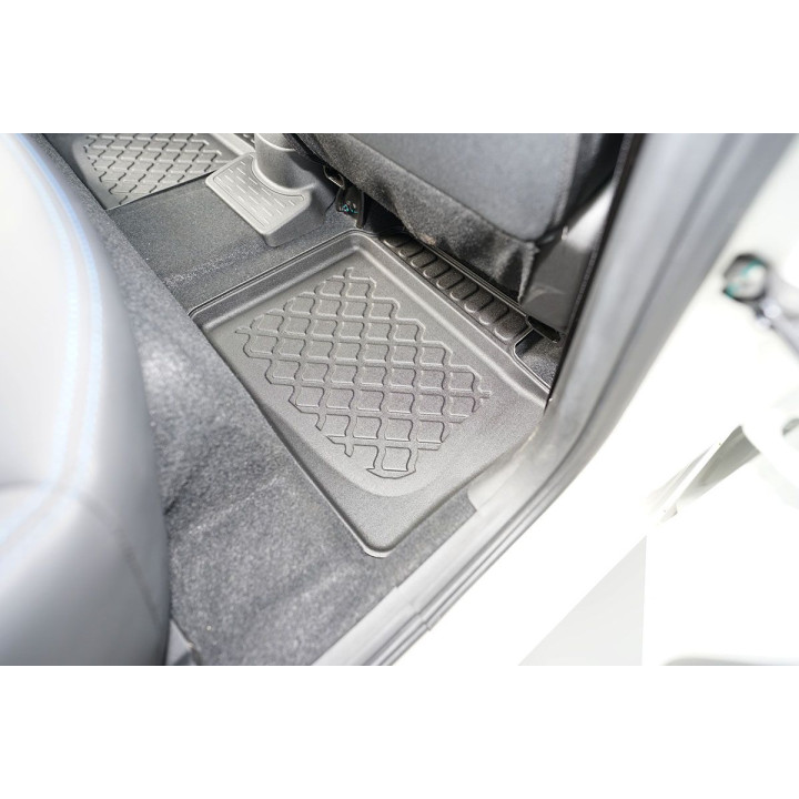 Guardliner floor mat for Dacia Spring (BBG) electric SUV/5 before Facelift 03.2021-2024