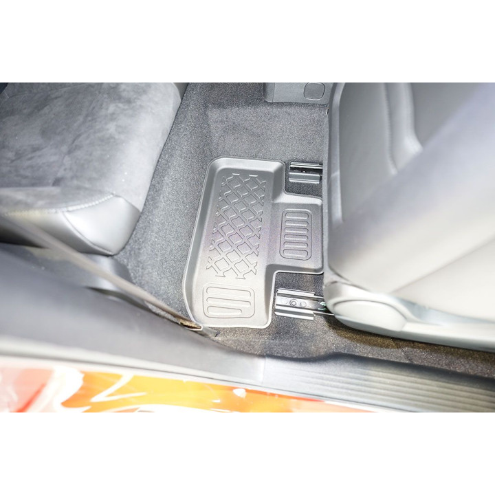 Guardliner Floor Mat for Dodge Challenger III Facelift CP/3 2014