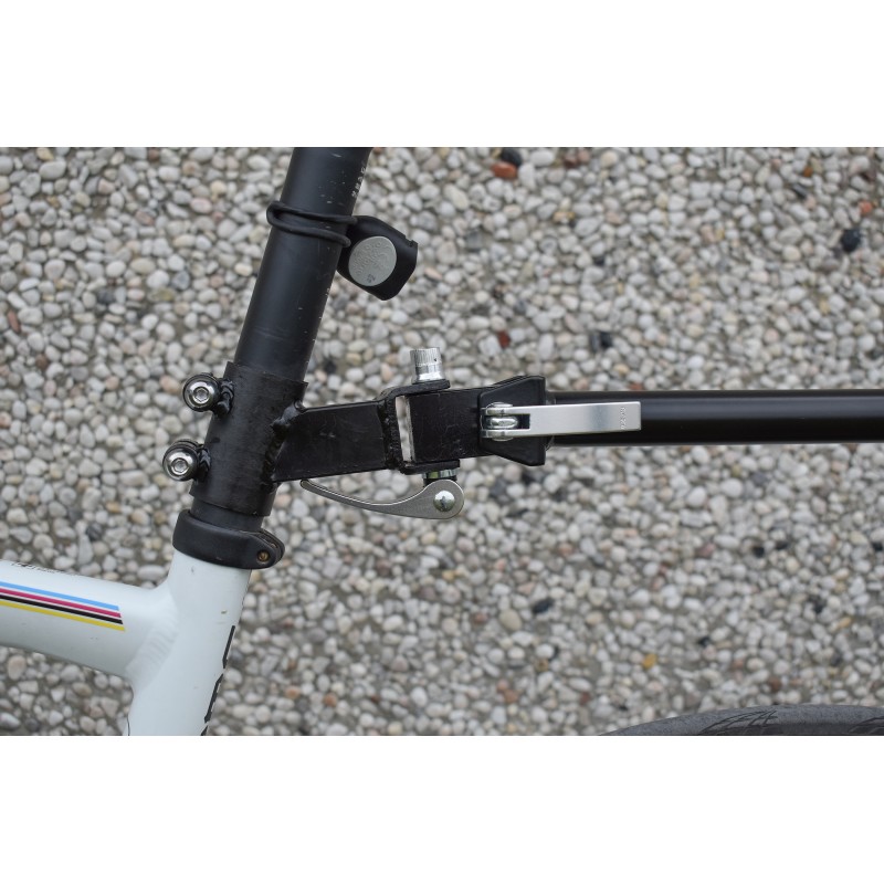 Adapatateur fixation de remorque mono roue