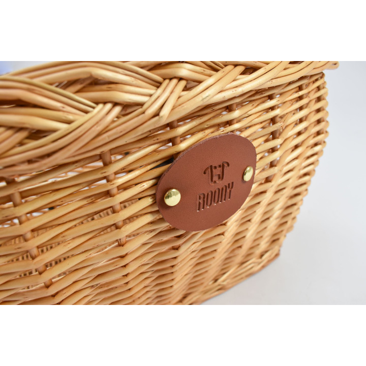 Open front wicker bicycle basket handlebar mount