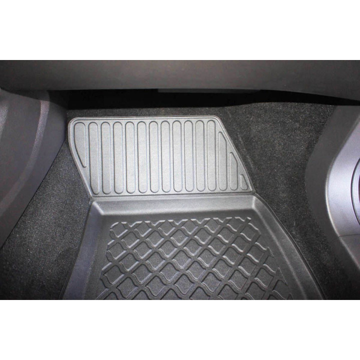 Floor mat Guardliner for Ford Mondeo V Liftback 5 door HB/5V Turnier C/5 01.2015
