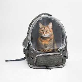 Transport backpack with dog/cat bubble