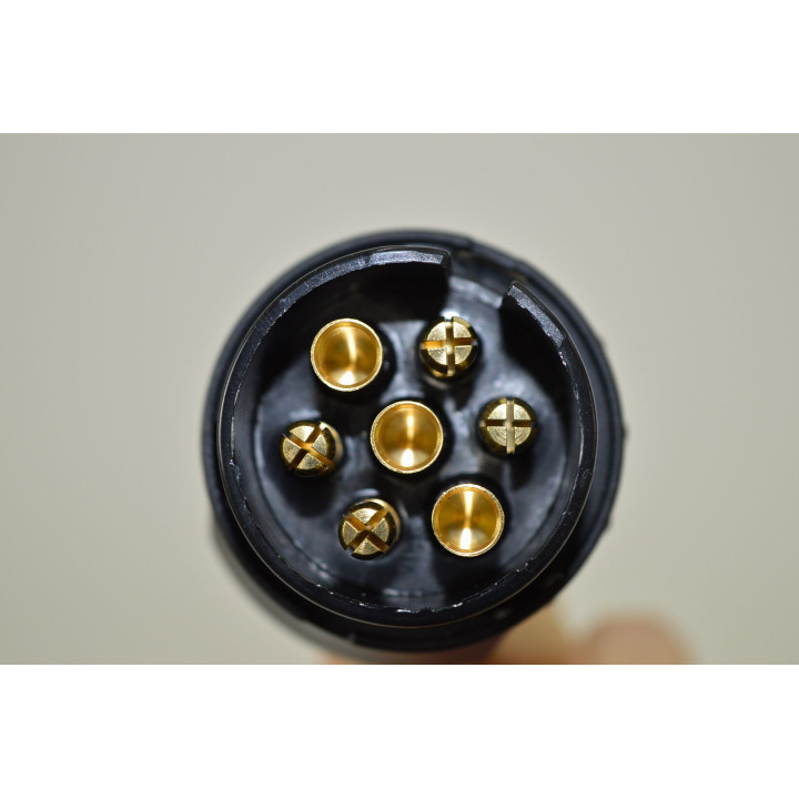 Adaptateur 7/13 broches (7 males / 13 femelles)