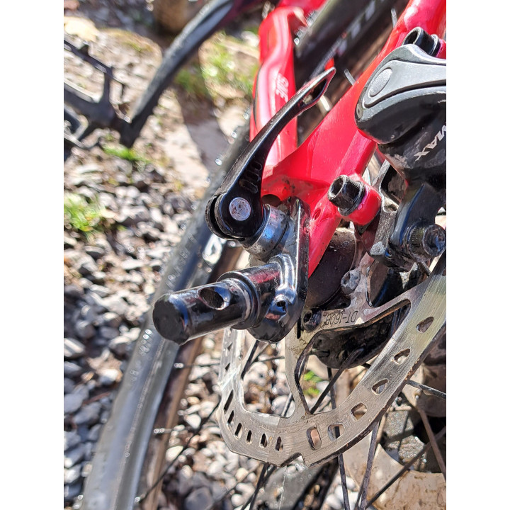 ENGANCHE DE REMOLQUE EJE BICICLETA