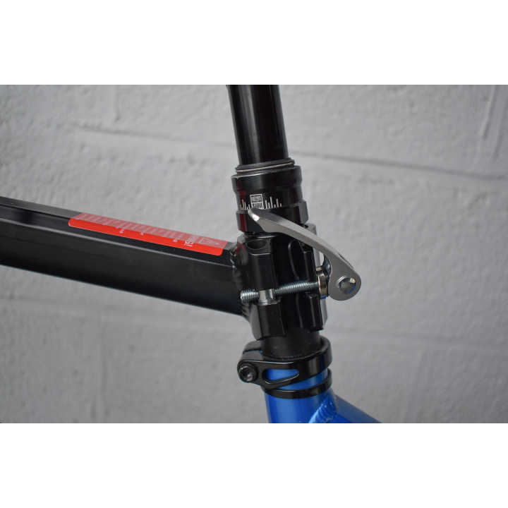 Adjustable rear bike rack