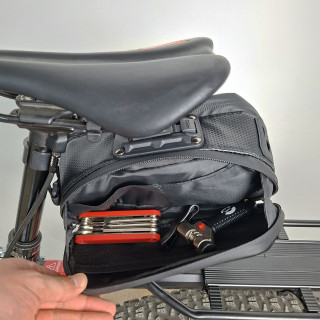 Sacoche de selle vélo 1,2L étanche – Rangement sous selle clipsable pour VTT, route et gravel