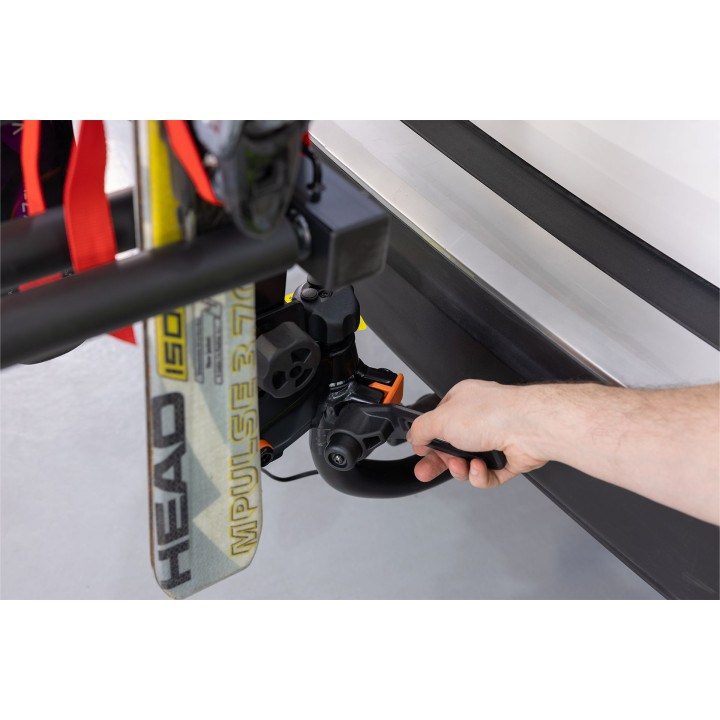 Towcar Porte-skis / surf sur attelage