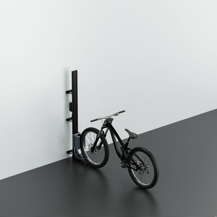 EasyLift Verticale Fietsdrager Draaibaar met Hefhulp en E-Bike Opladerhouder