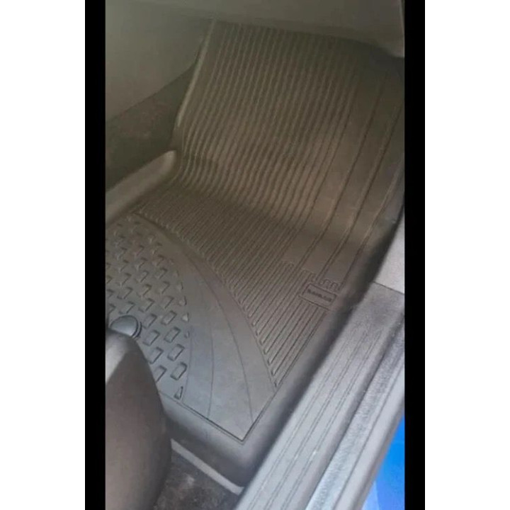 Alfombra de suelo SAHLER adaptable para FORD TRANSIT COURRIER VAN 2024+
